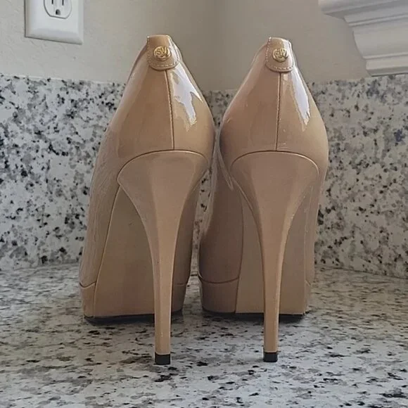 🔥🔥Special Free Offer!!🔥🔥 Stuart Weitzman peeptoe pumps - Picture 8 of 15